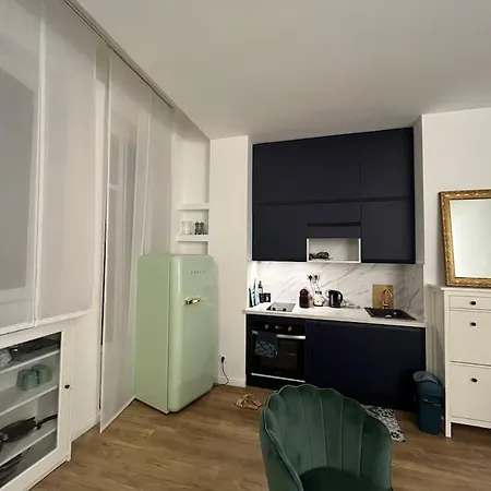 Charming 1 Bed Flat In Nice, 300m From *