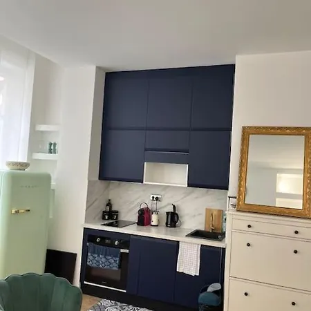 Charming 1 Bed Flat In Nice, 300m From * Ницца
